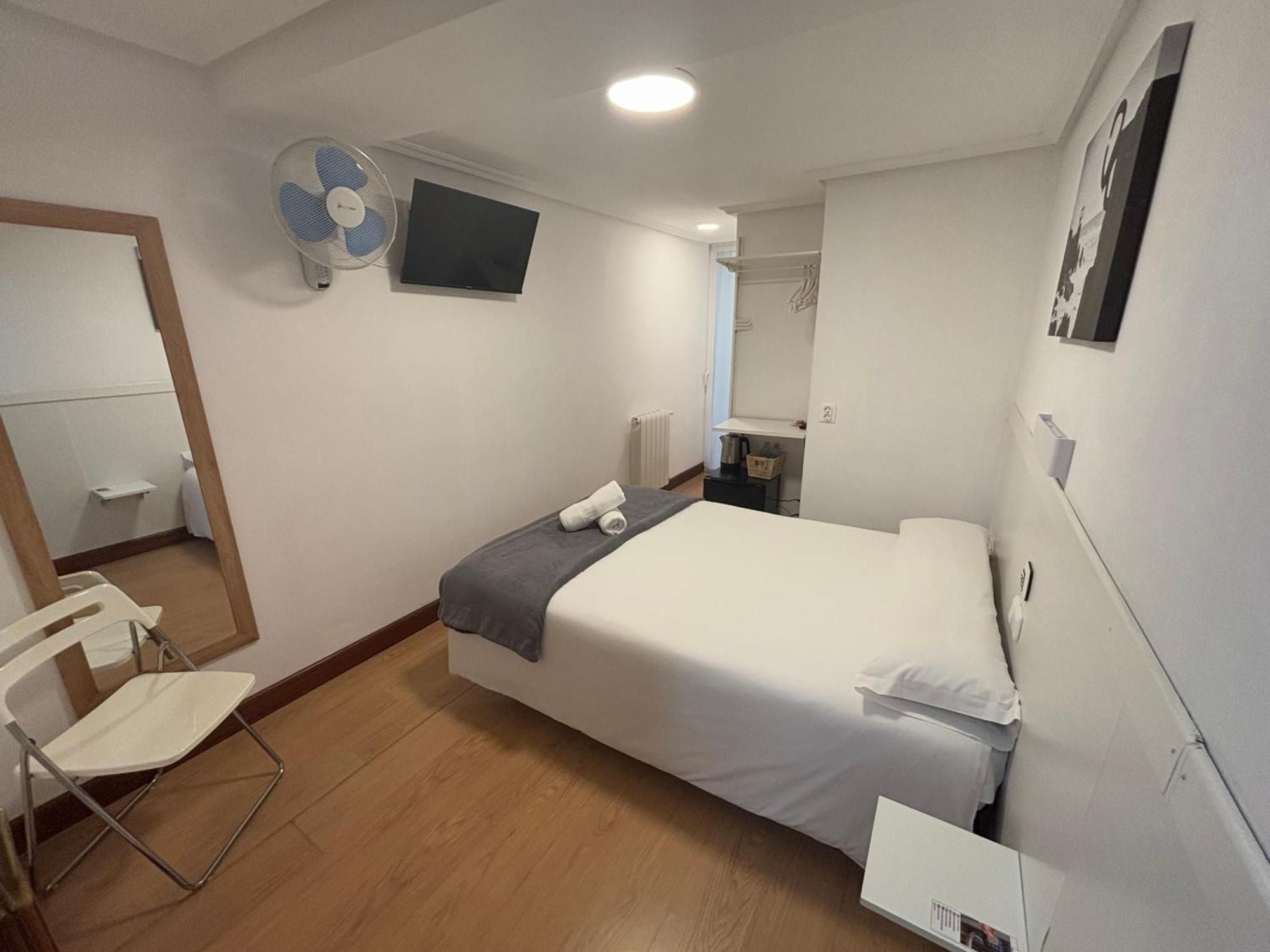 Pension Santa Clara Сан-Себастьян Экстерьер фото